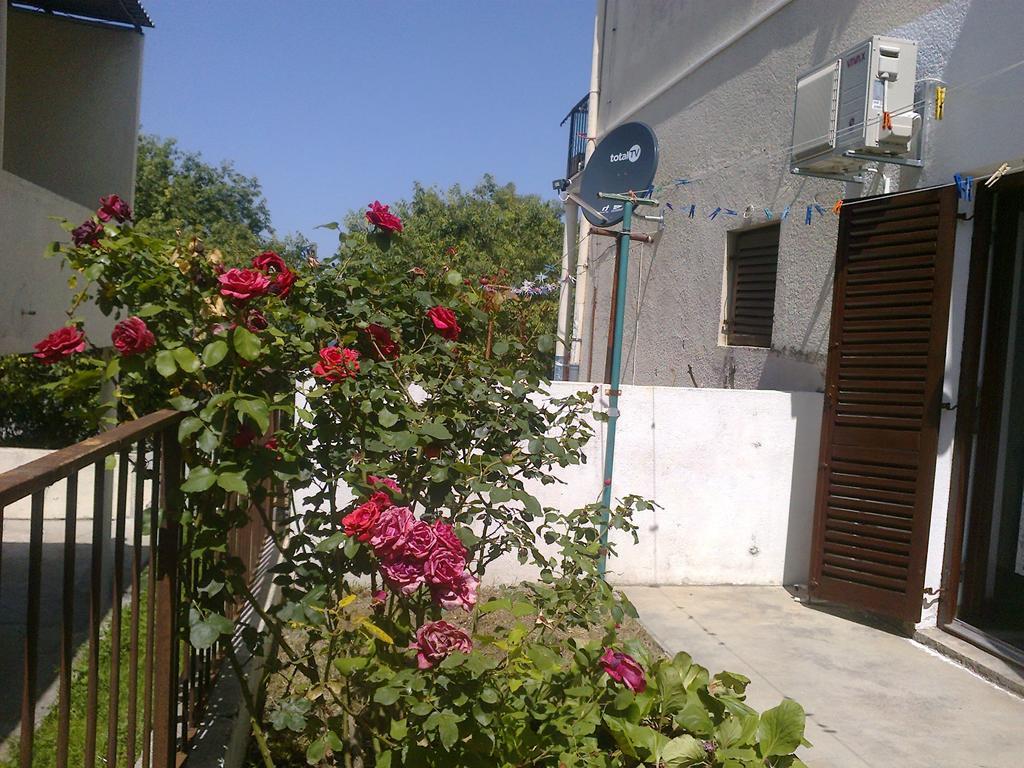 Apartment A1 Dugi Rat Exterior photo